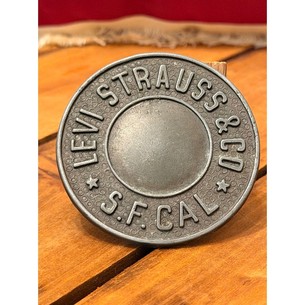 Levi Strauss & Co Vintage Round Metal Belt Buckle Silver Tone SF CAL Logo
